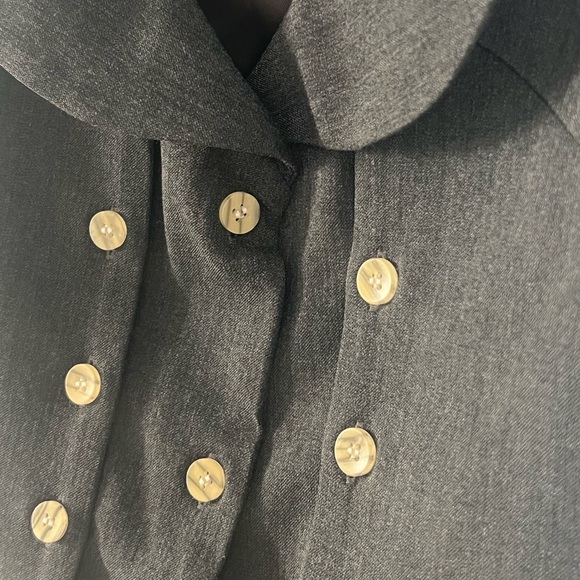 Vest - Picture 3 of 5